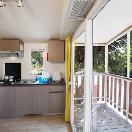 La Rocca Village 3* バルドリーノ