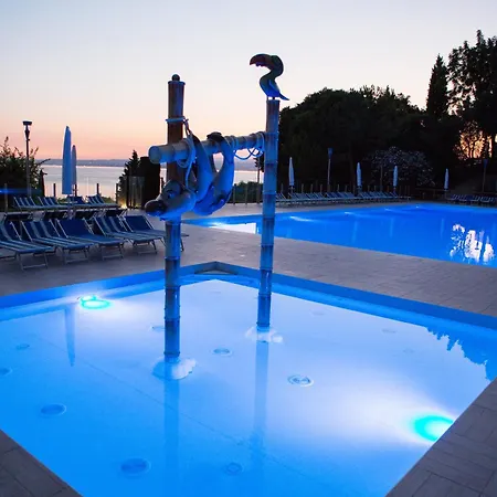 La Rocca Village 3* バルドリーノ