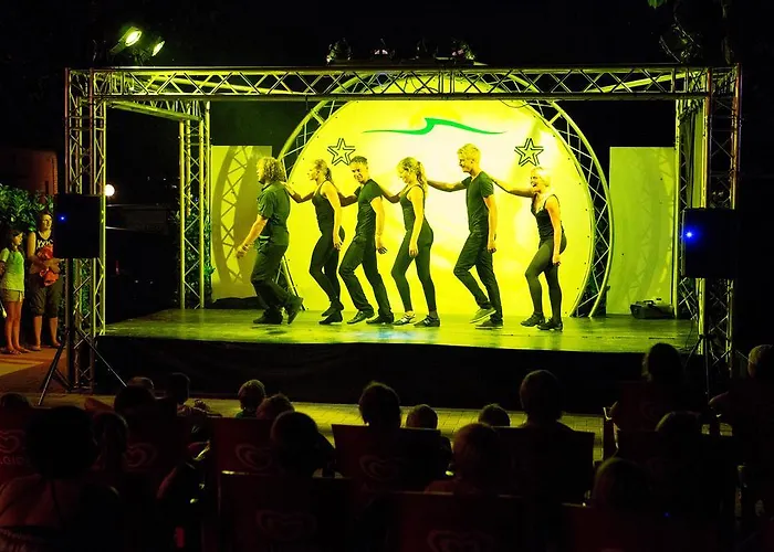 La Rocca Village キャンプ場 バルドリーノ