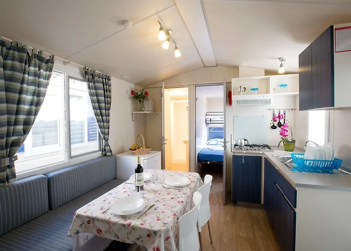 La Rocca Village キャンプ場 バルドリーノ