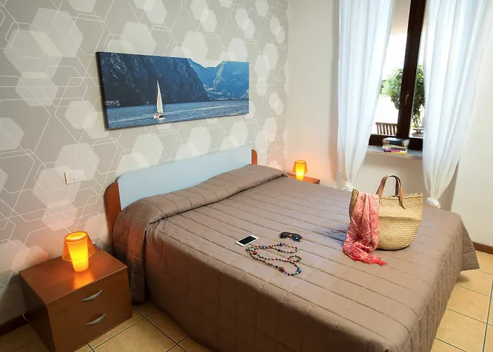 キャンプ場 La Rocca Village