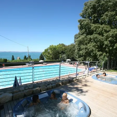 La Rocca Village 3*