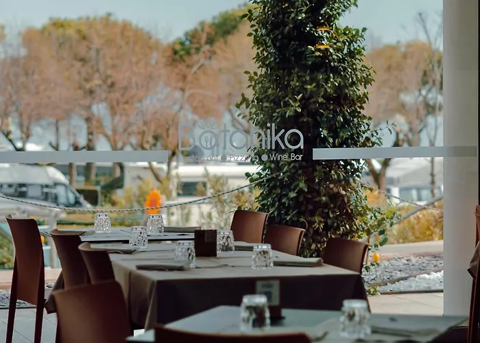 La Rocca Village 3*