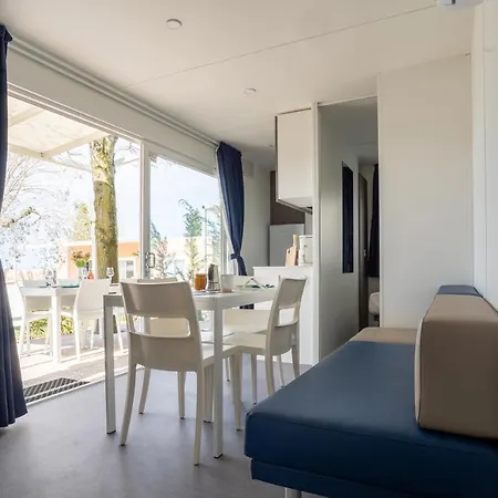 La Rocca Village 3*